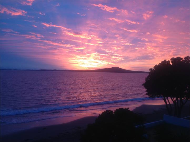 Sunrise views over Milford Beach
