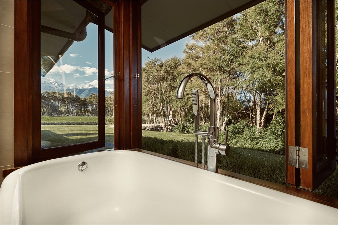 hot bathtub garden views mountains view romantic n