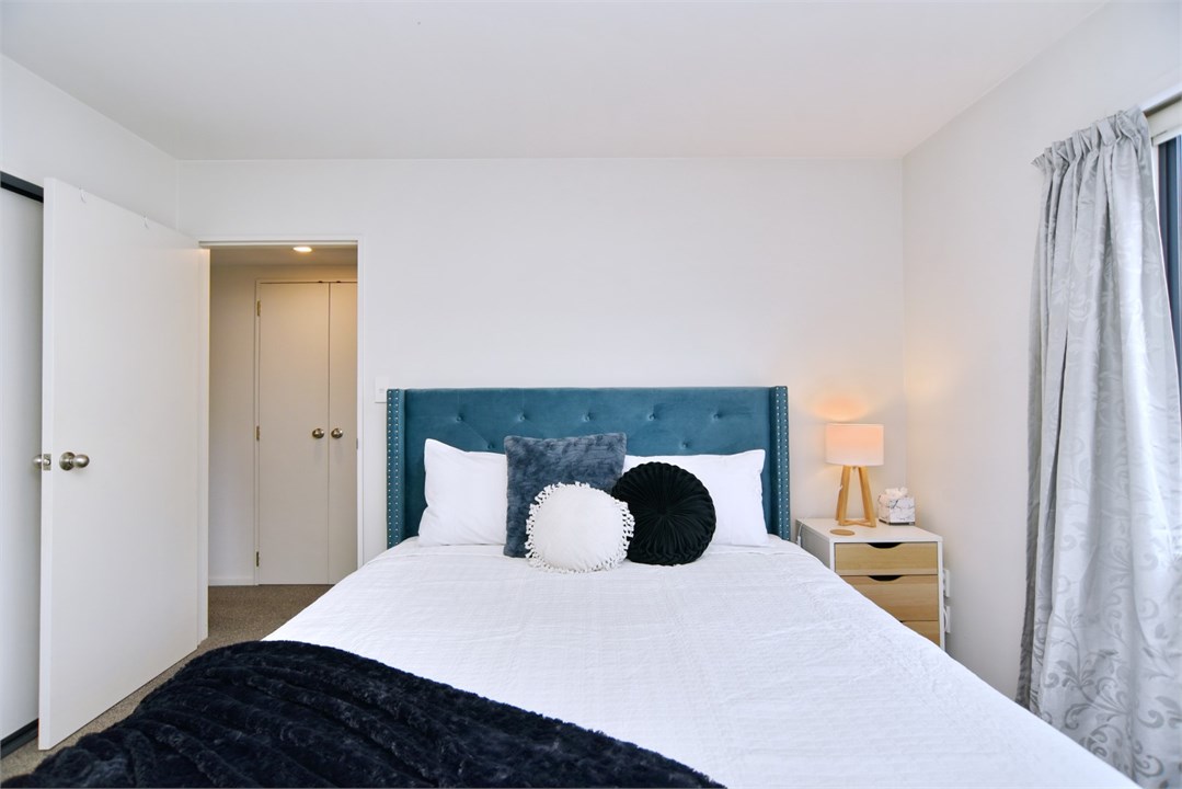 Bedroom 1 has a King bed