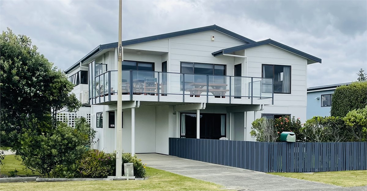 5 Bedroom - sleeps 10 peopel