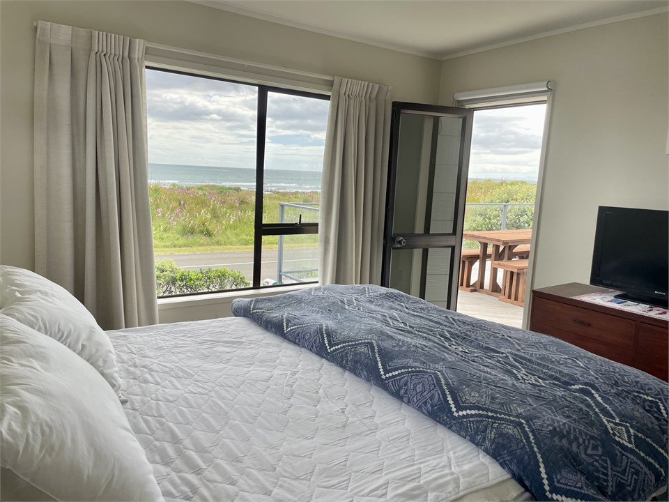 Master bedroom with amazing sea view to wake up to