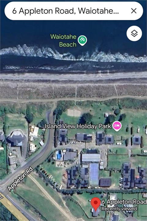 Overview - 2 minute walk to beach