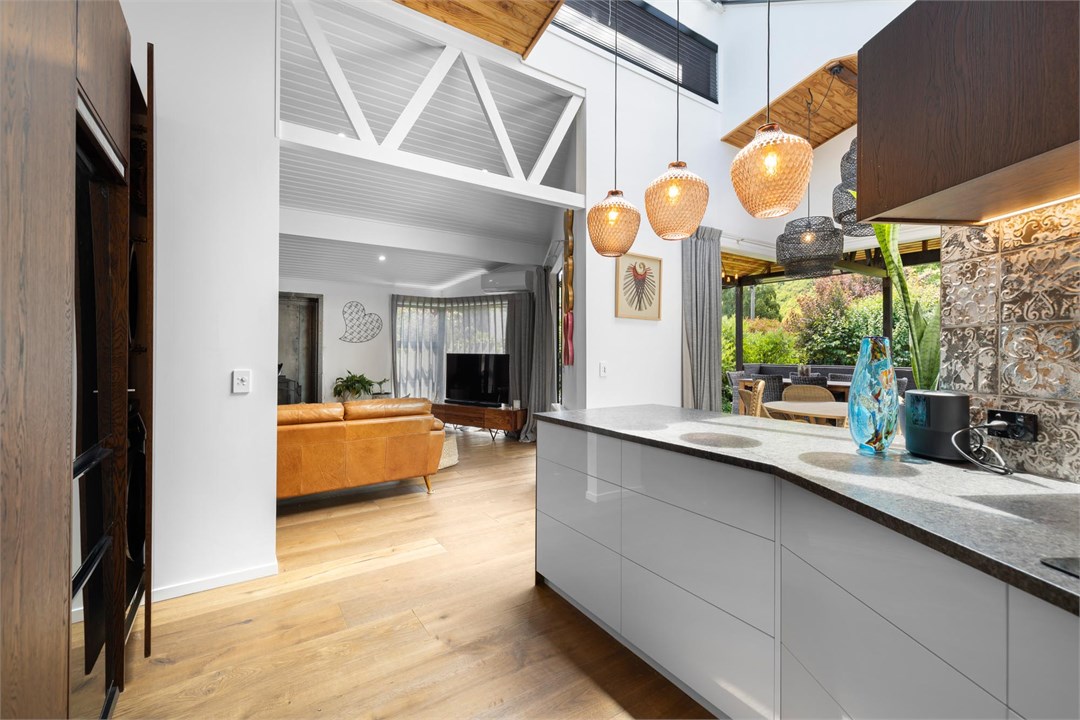 Aura Queenstown Holiday Homes | Arrowtown Luxury E