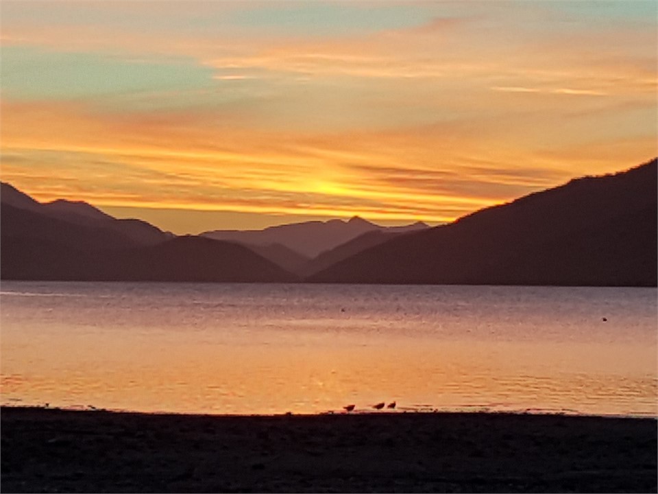 Mahau Sunset at Willow Bay