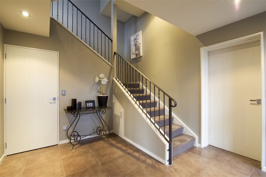 Entry way, internal access from garage
