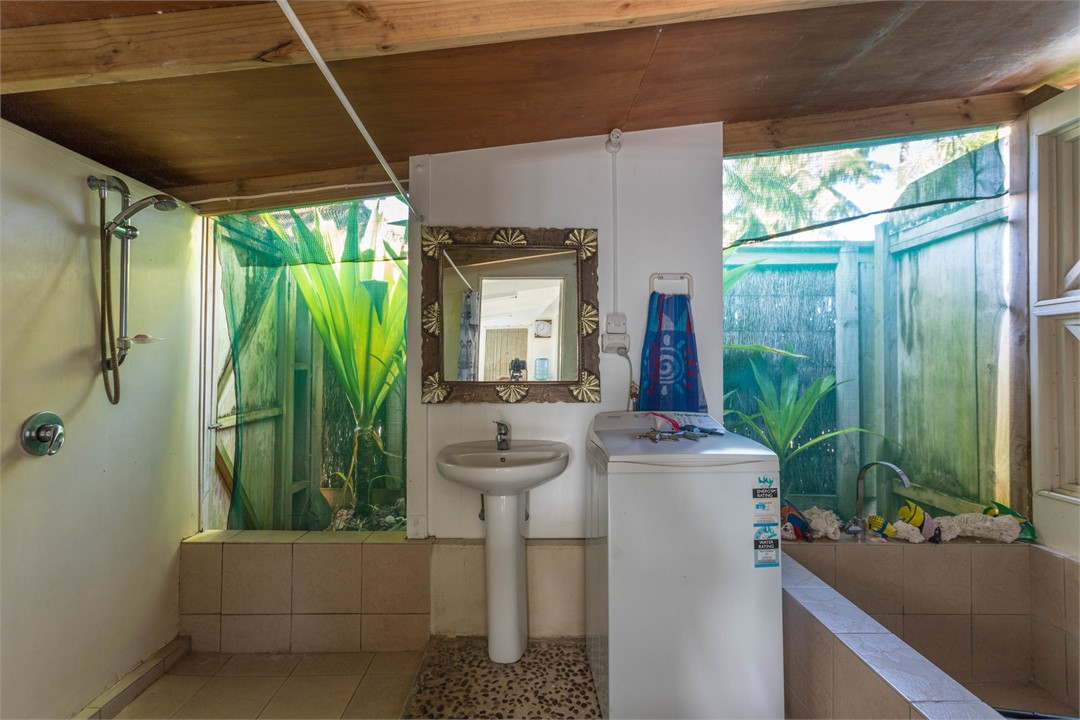 TeRito Lagoon Villas - Beachfront Villa