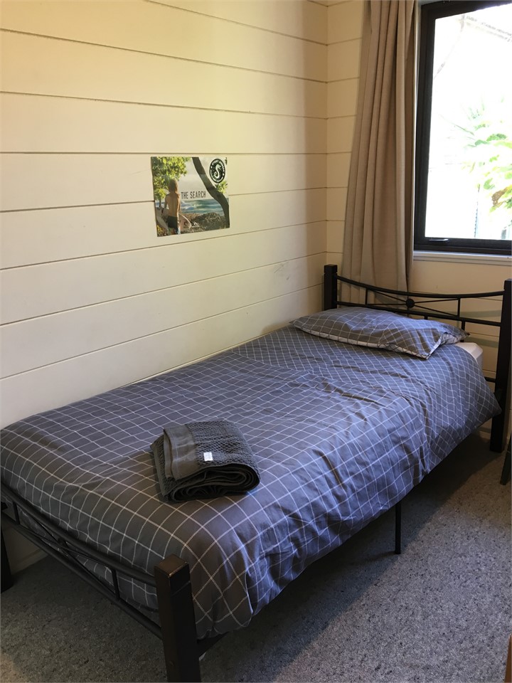 BUNKROOM SINGLE BED