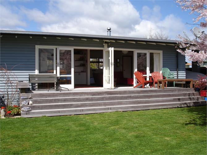Wharewaka Cottage 