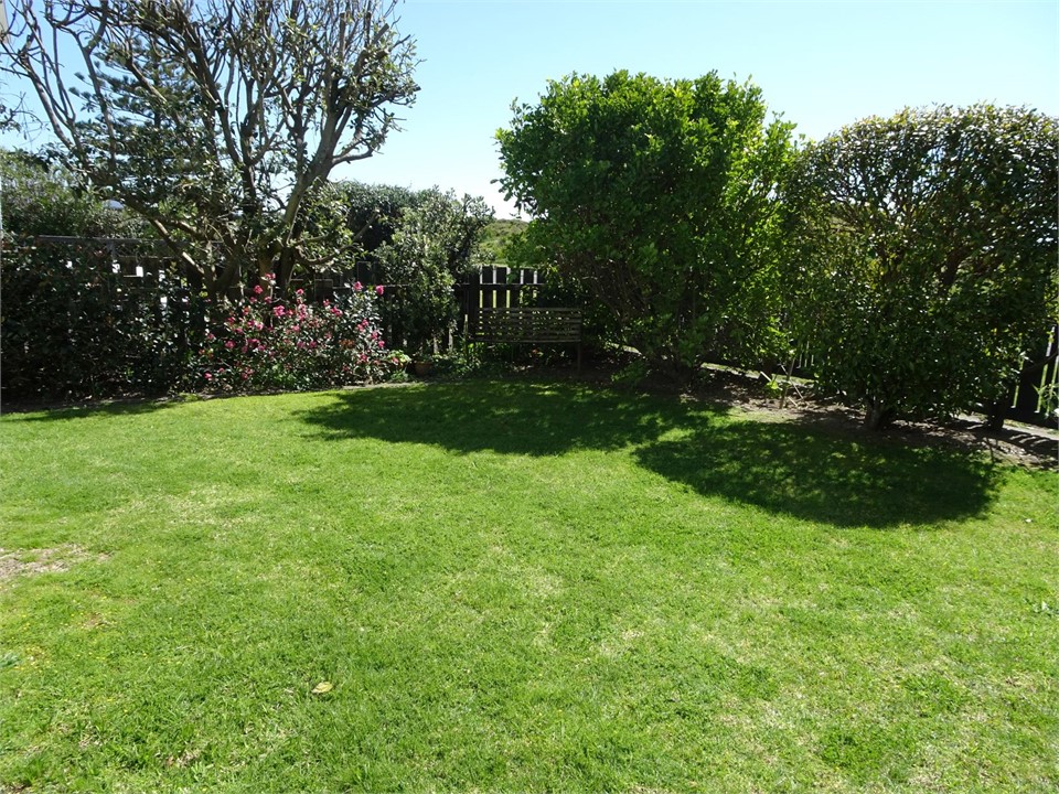 Front fenced section