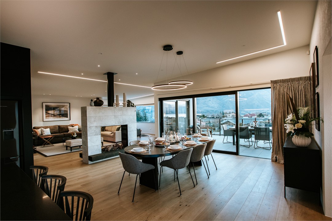 Release Wanaka - The Heights - Sleeps 8 - Lake Vie