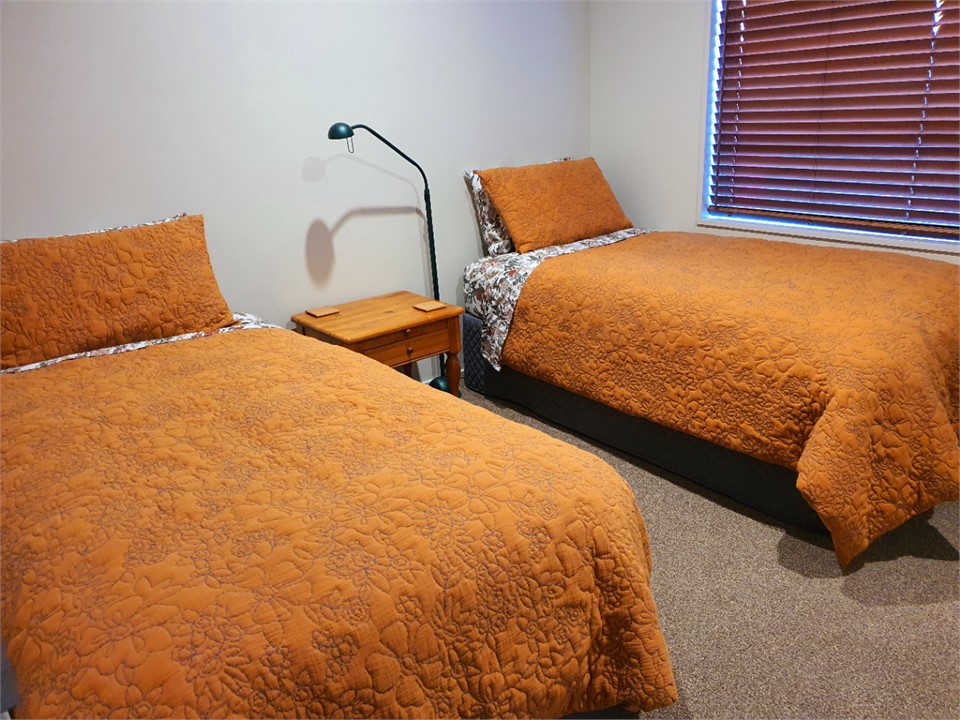 No. 2 Bedroom with 2 singles