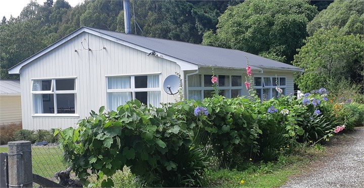 Woodbank Schoolhouse