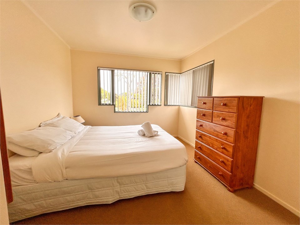 3rd bedroom with Queen bed