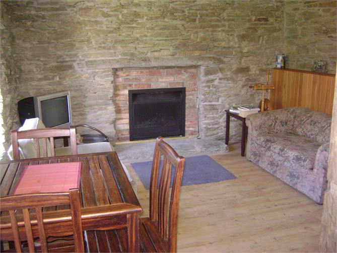 Living area with fire place