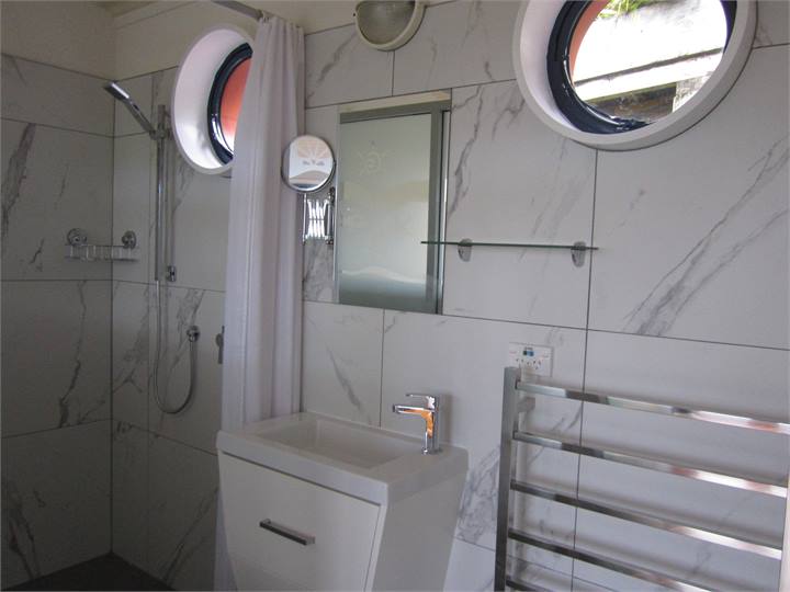 Bridge Deck Ensuites