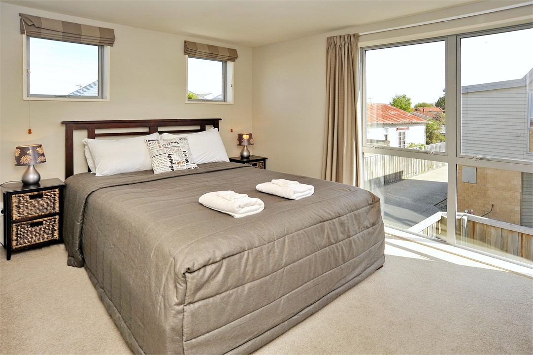 Bedroom 2 has a Queen bed