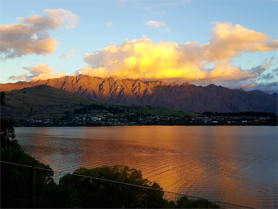 Enjoy "front row seats" when staying here