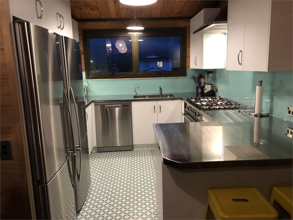 New well-equipped kitchen caters for 12+