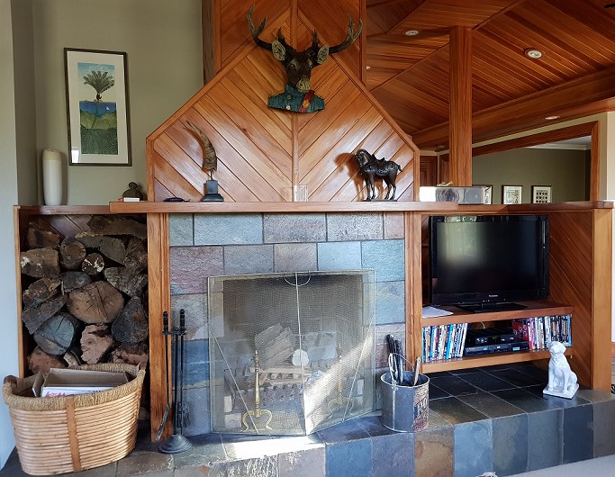 Autumn light in the Lodge House lounge