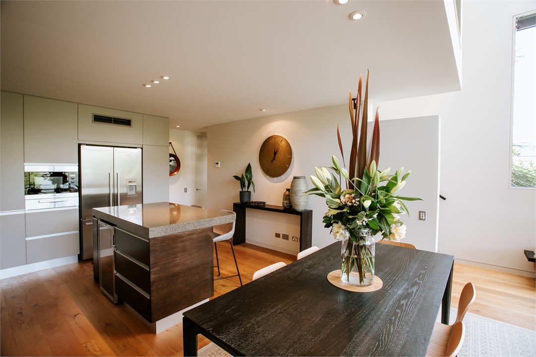 Release Wanaka - Lake Edge - 3 bedroom - 3 bathroo