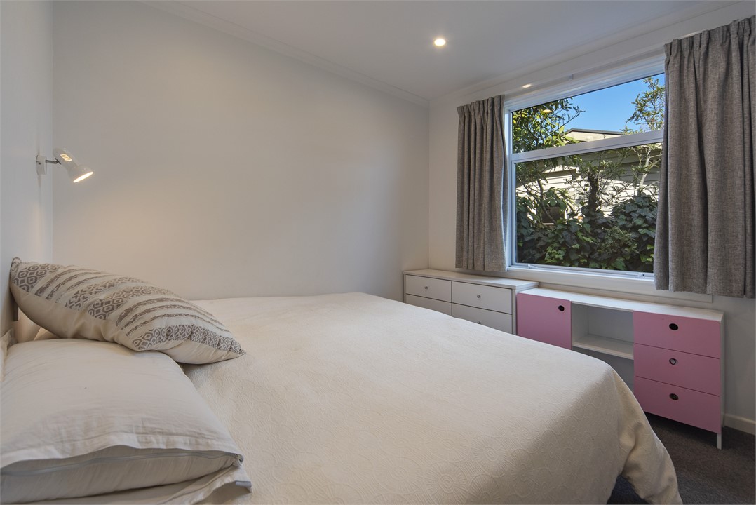 Bedroom 3 with King single + trundler