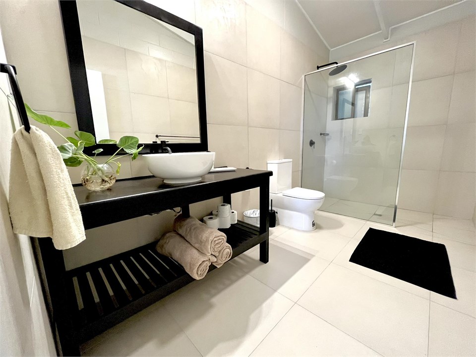 Master Ensuite