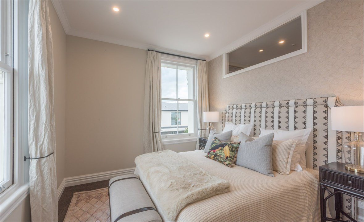 Bedroom 2 has a Queen bed