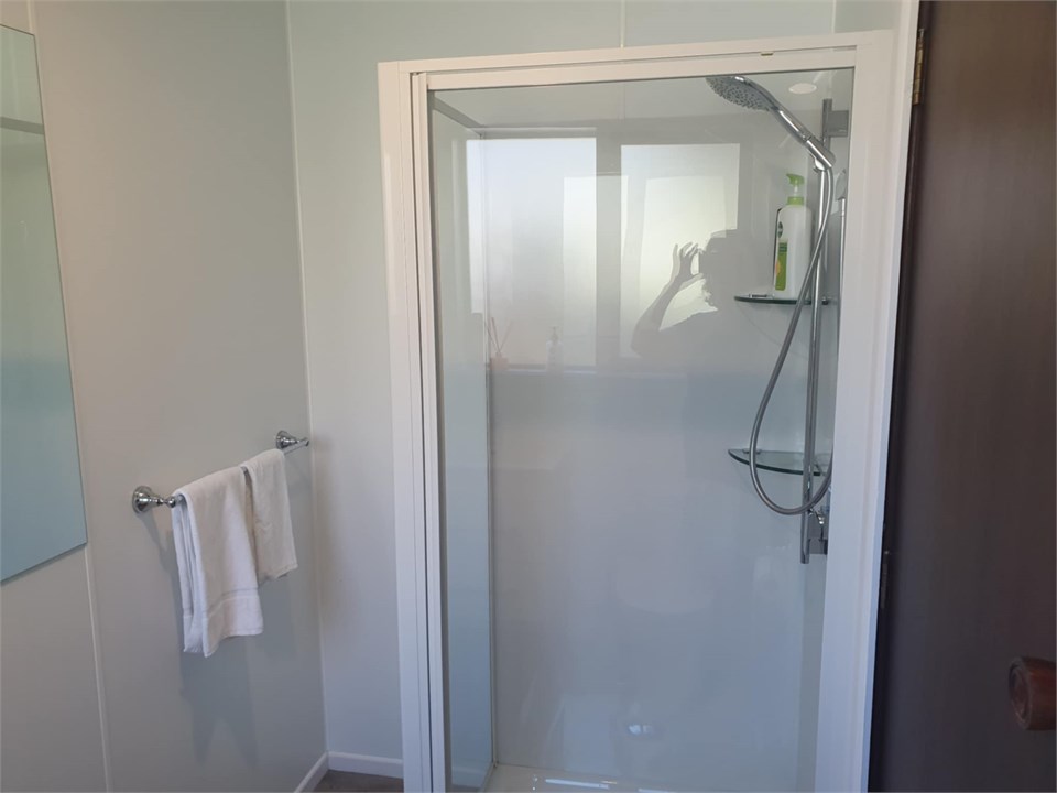 Second bathroom shower