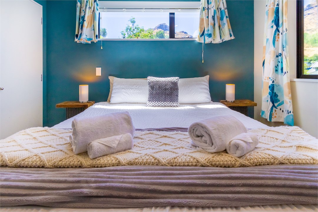 Master bedroom with King size bed and ensuite