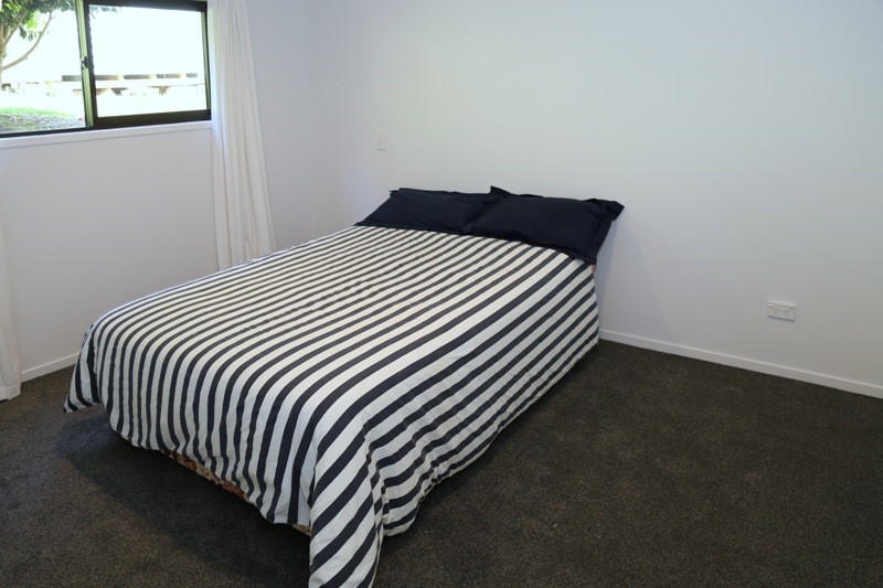 Downstairs double bedroom (sleeps 2)