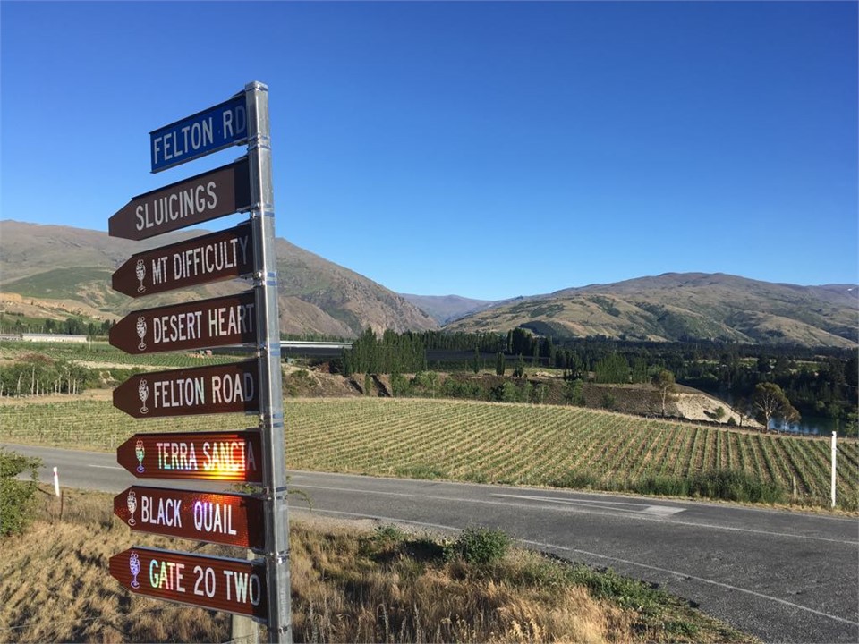 Welcome to Bannockburn! Whether you are visiting f