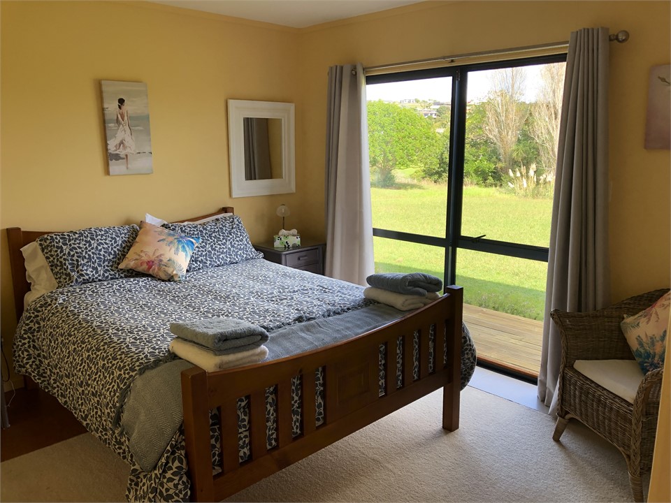 Downstairs Queen bedroom