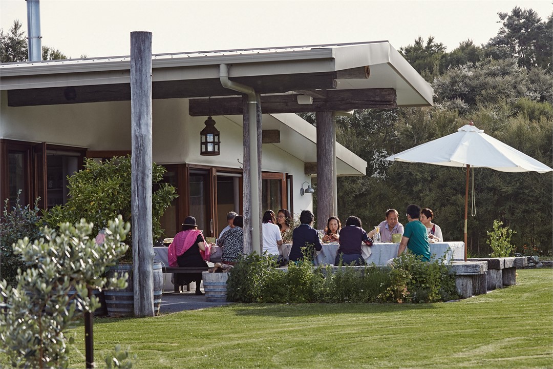 kaikoura event weeding people family friend good t