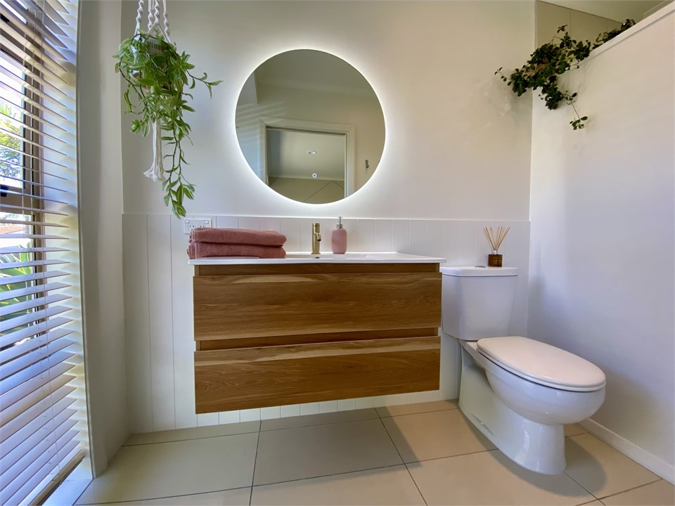 Master bedroom ensuite