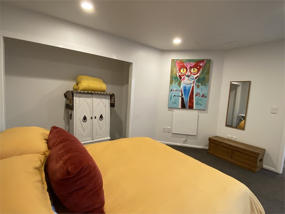 Cosy... funky... fun....