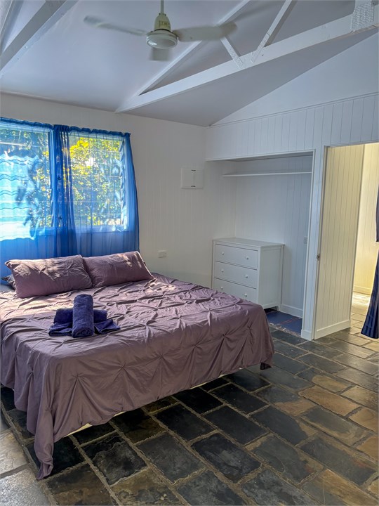 Muri Lodge Bedroom 1