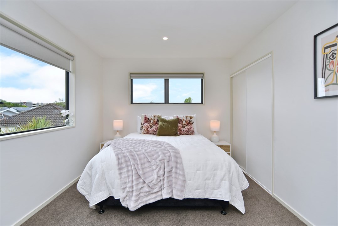 Bedroom 2 has a Queen bed