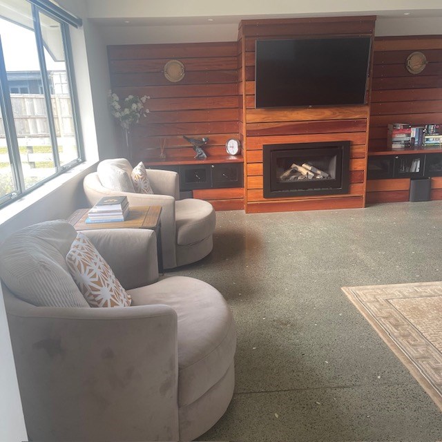 Reading Chairs / Fire place