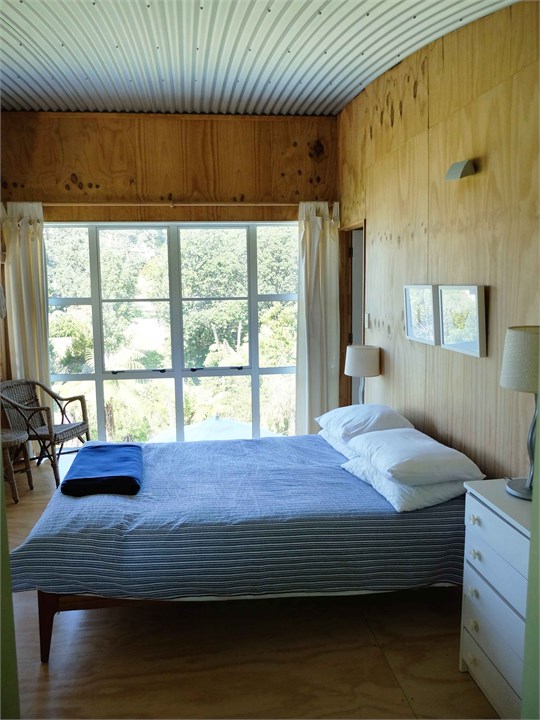 Upstairs bedroom with sea view