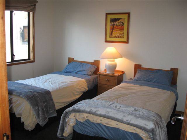 Downstairs as Twin Beds