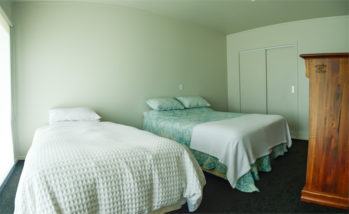 King and King Single