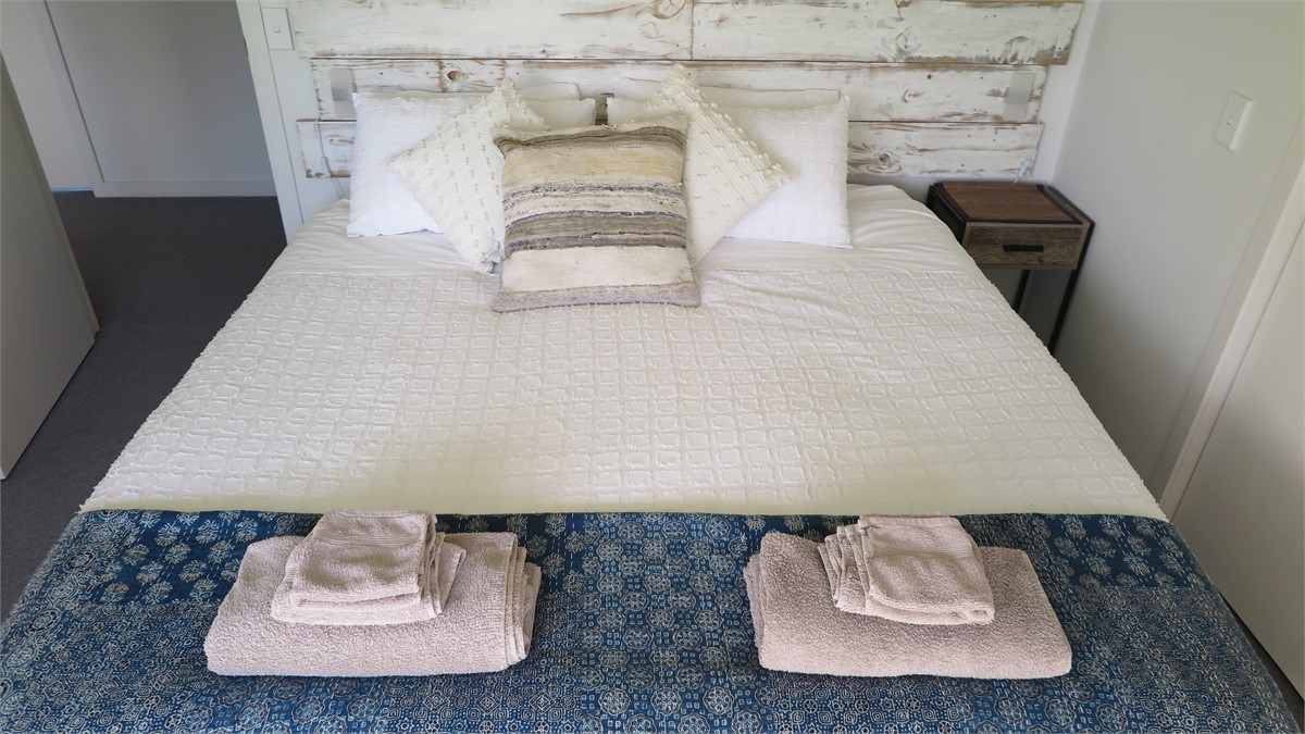 Bedroom 1 with superking (can be 2 singles)