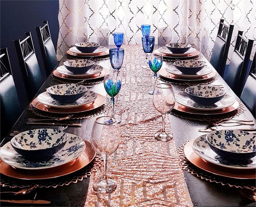 Beautiful West Wing Dining-Kitchen