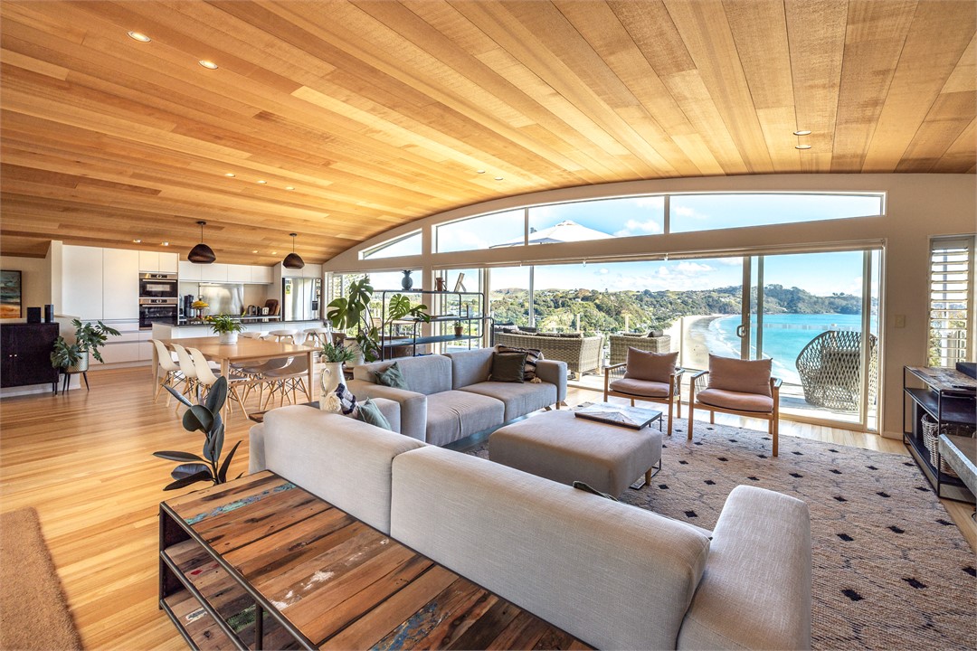 Living / dining / kitchen area