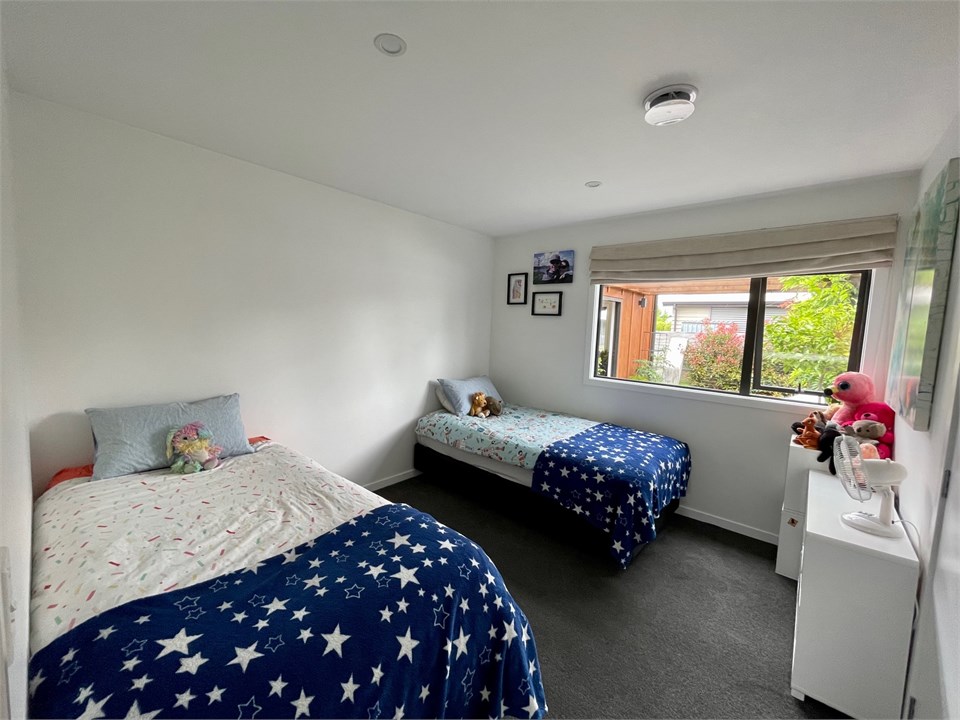 Kids room with king singles