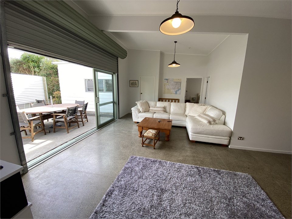 Great indoor/outdoor flow