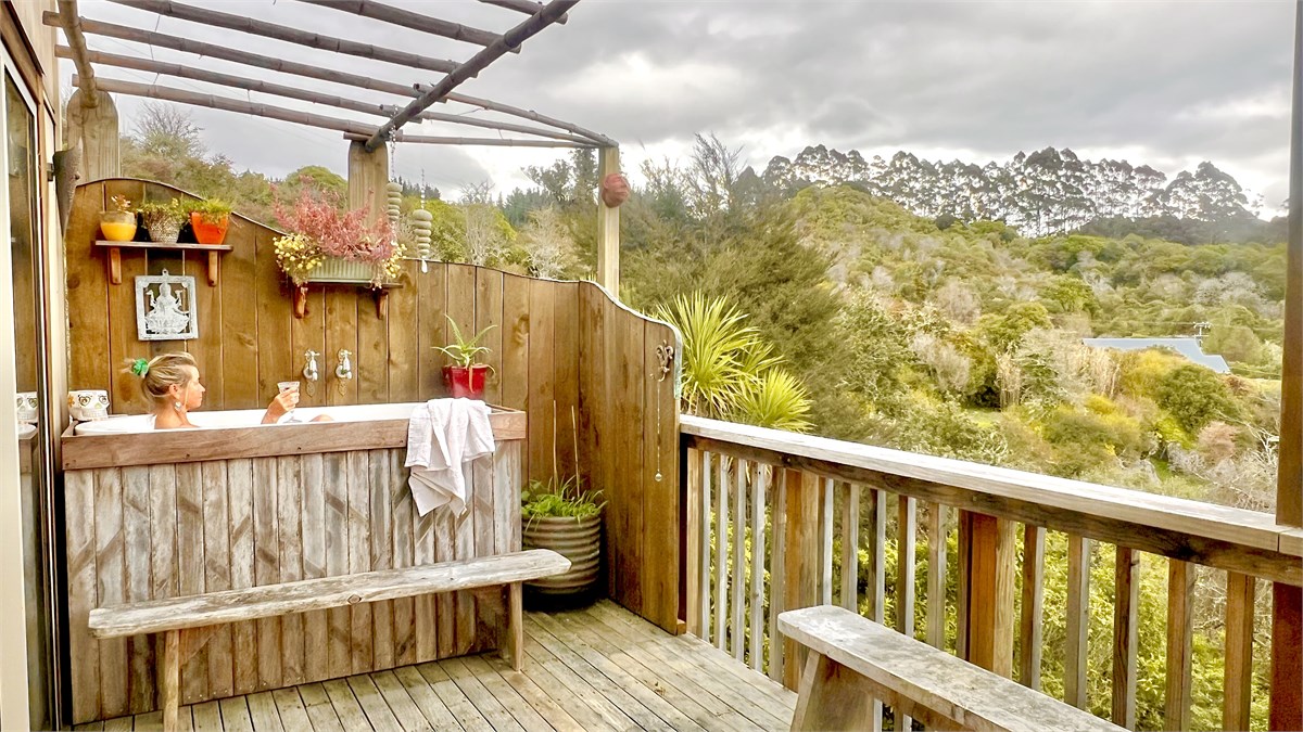 Outdoor bath with view