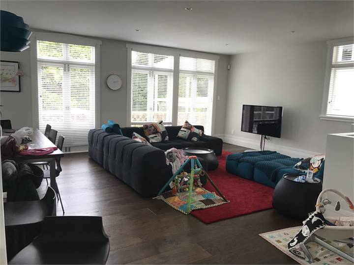 Parnell Laurie Ave - family room lounge