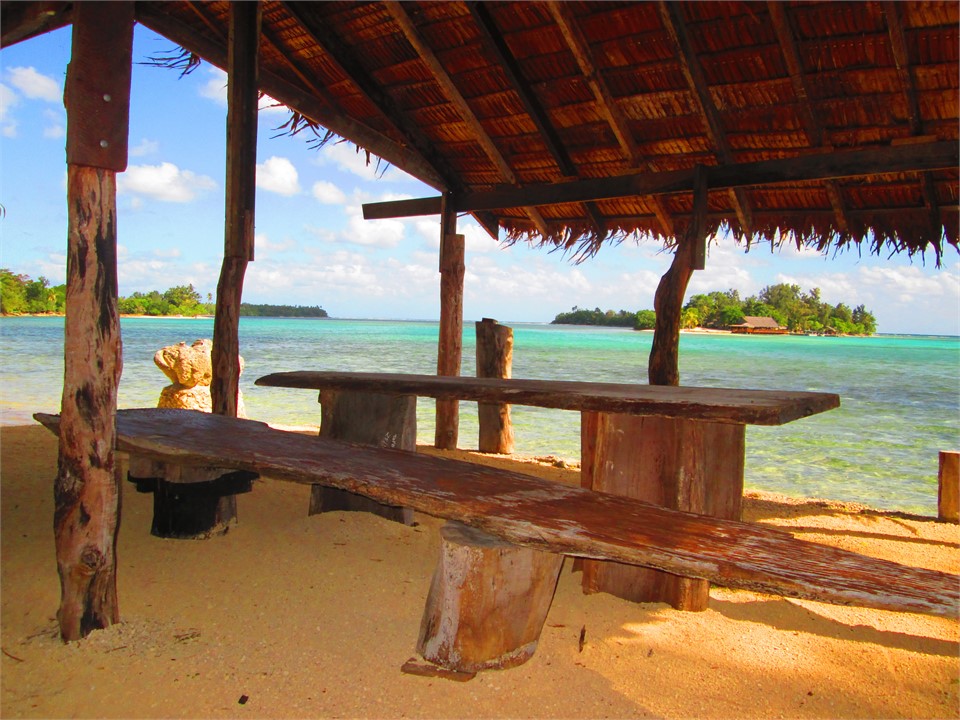 Nakamal a' la Troppo.