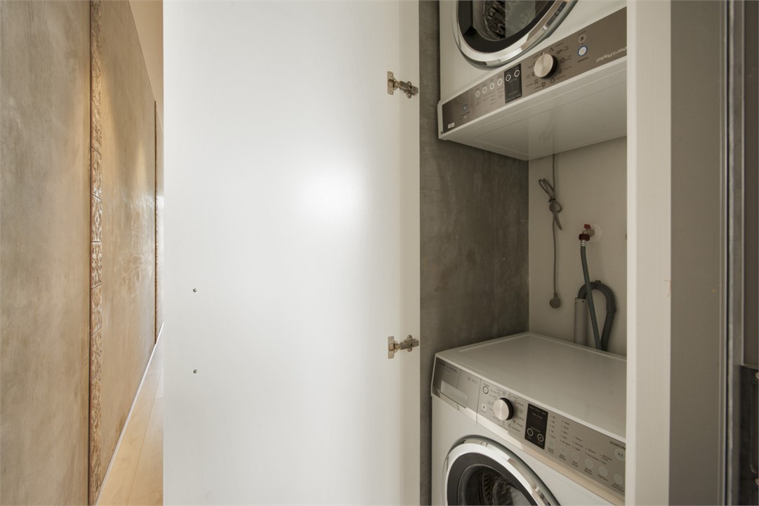 Fully laundry with washer & dryer
